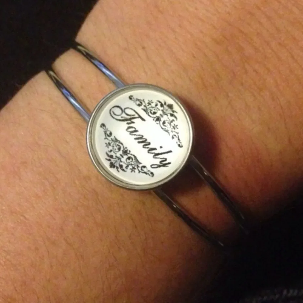 Snap Button Bracelet - Picture 2 of 4